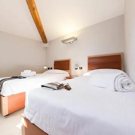 Camplus Guest Pensionat 2*